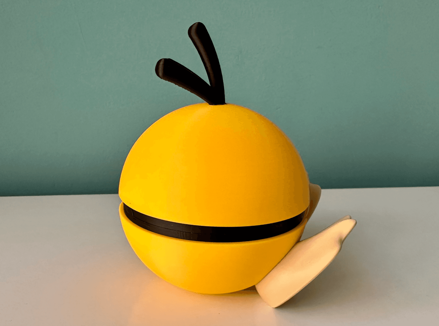 Psyduck Pokéball Openable — image 2 of 3