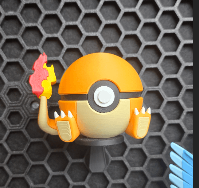 Charmander Pokéball — image 2 of 3