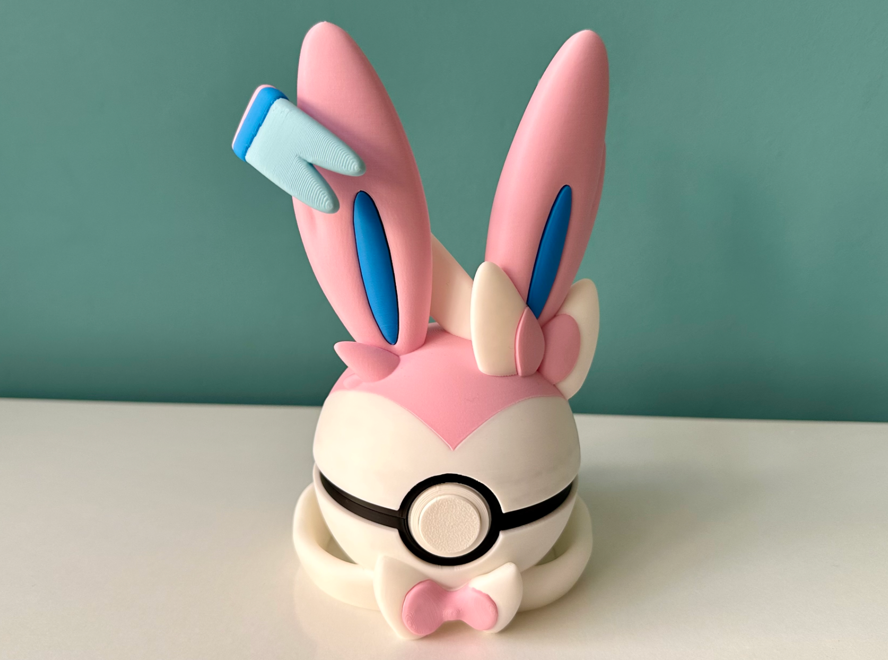 Sylveon Character Ball Openable