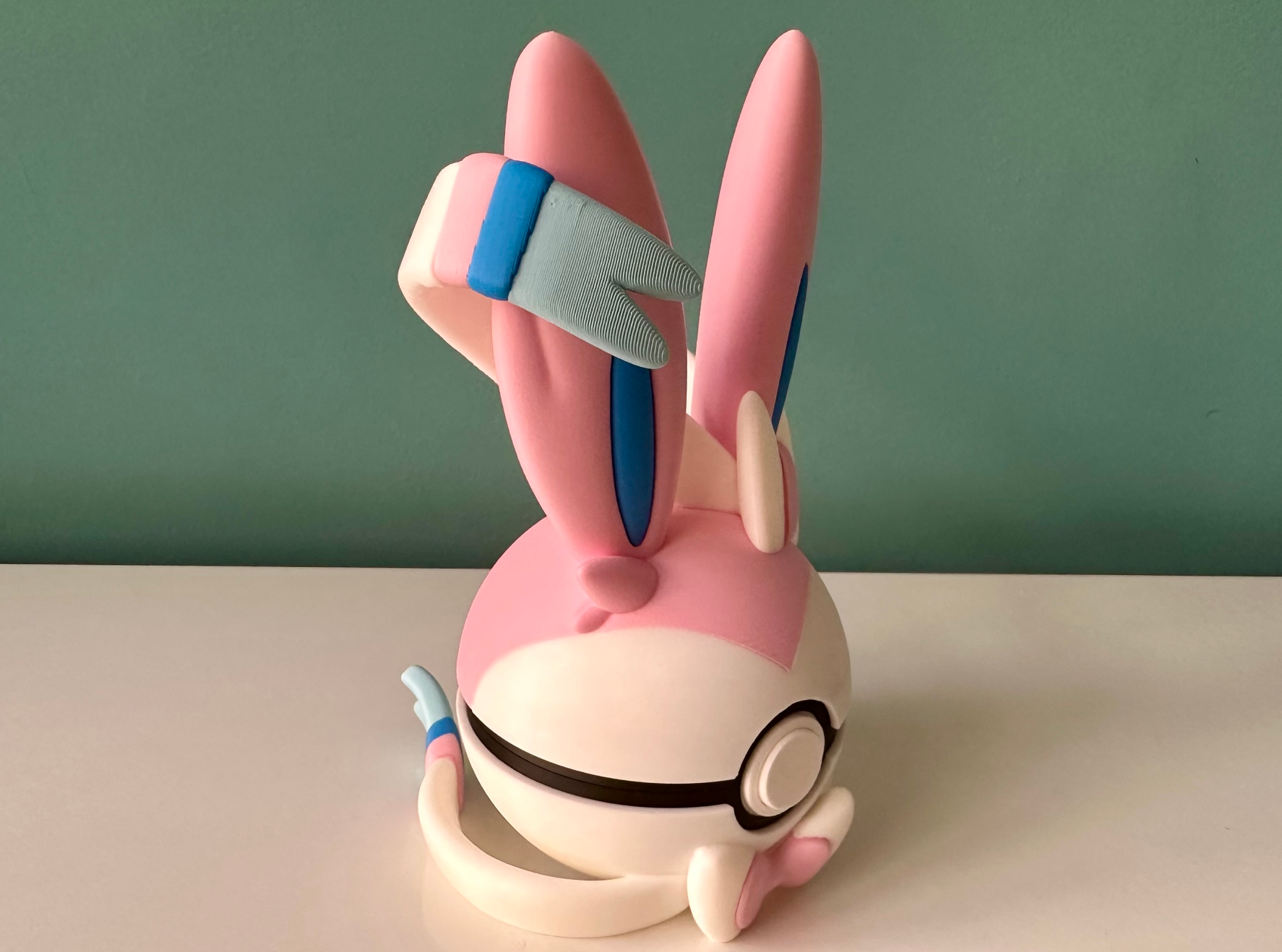Sylveon Character Ball Openable