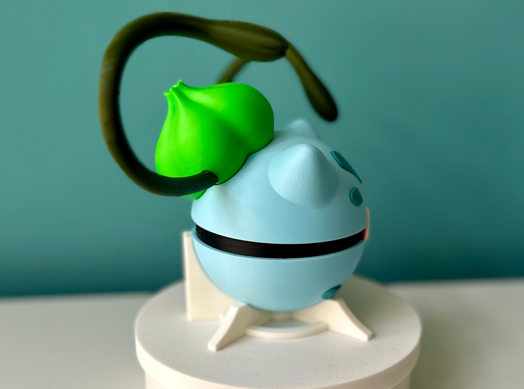 Bulbasaur Character Ball Openable
